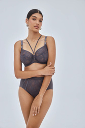 Brazyliany Chiara, grafit